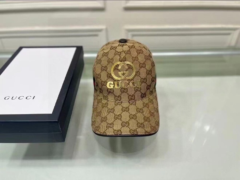 Gucci GG Canvas Baseball Cap with Gold Logo - Picture 3 of 3